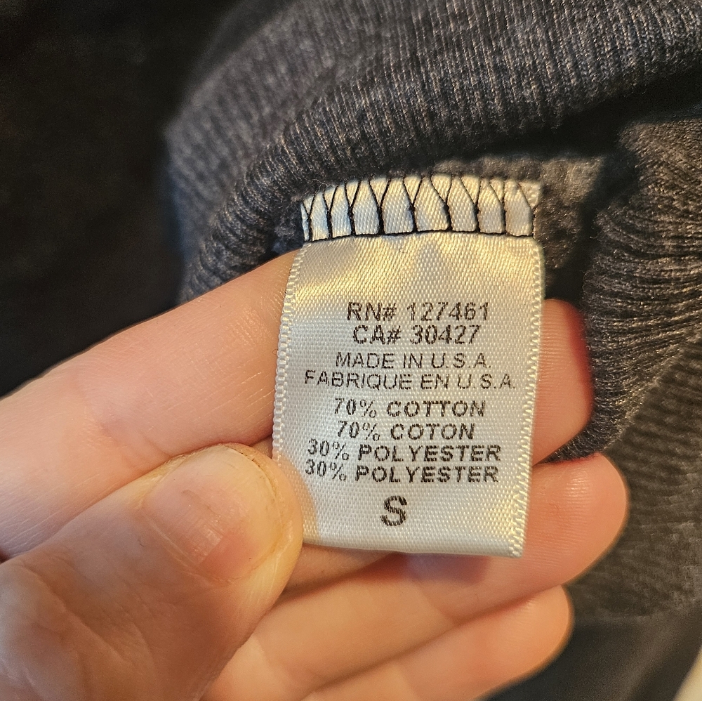 ✨️WILDFOX BLACK RETRO STRIPED HALF ZIP PULLOVER HOODIE SIZE SMALL✨️ - Picture 3 of 10